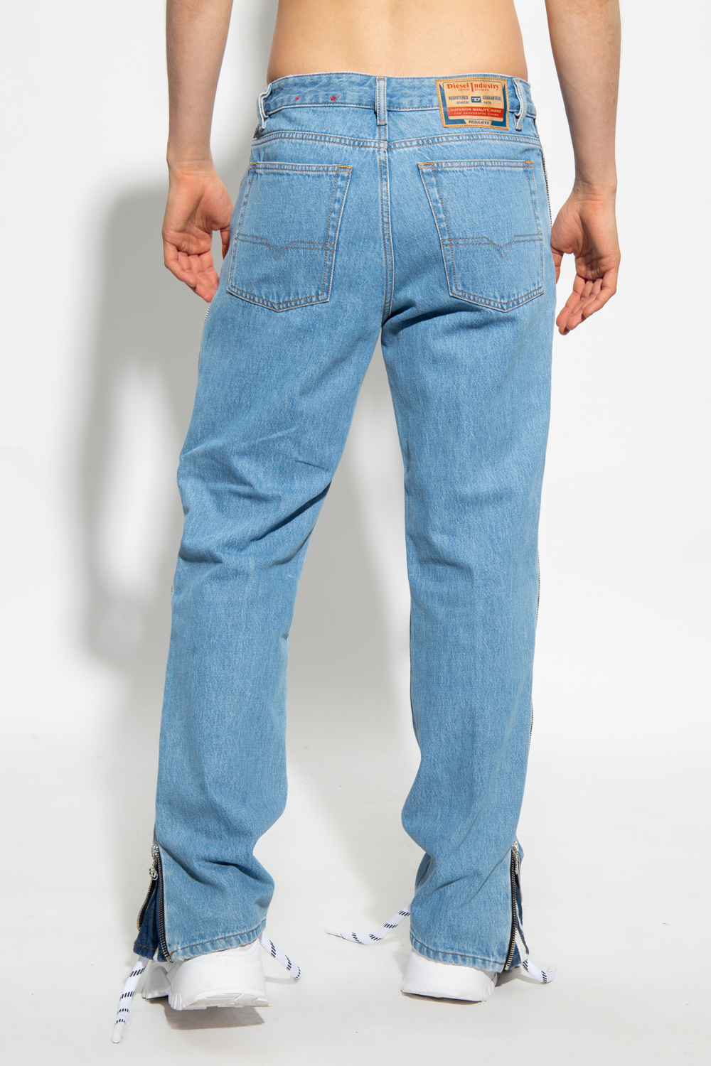 【送関込】  Jeans Speed Clip Ut Flap Bapa35 NVRFRGT - 【残りわずか】3D Twisted Wide Leg Jeans(PAINT